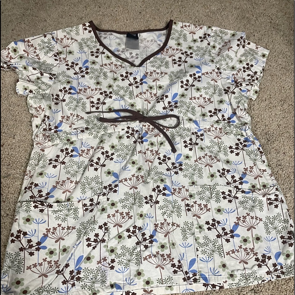 Scrub Top